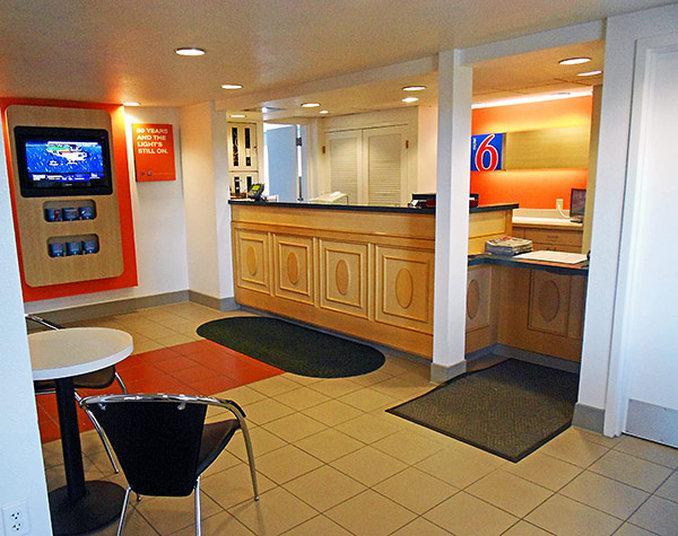 Motel 6-Billings, Mt - North Екстер'єр фото
