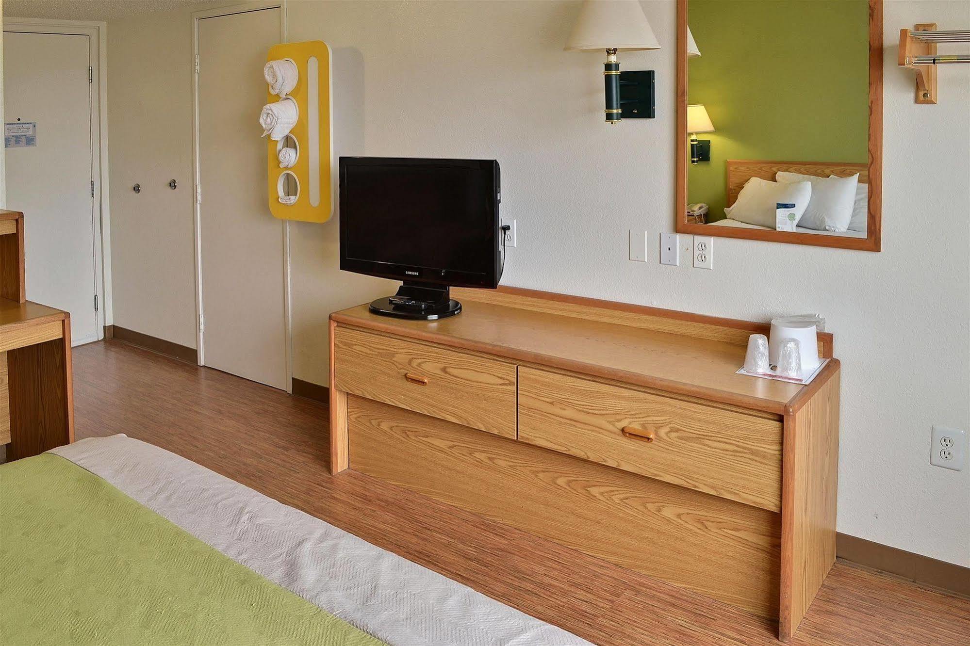 Motel 6-Billings, Mt - North Екстер'єр фото
